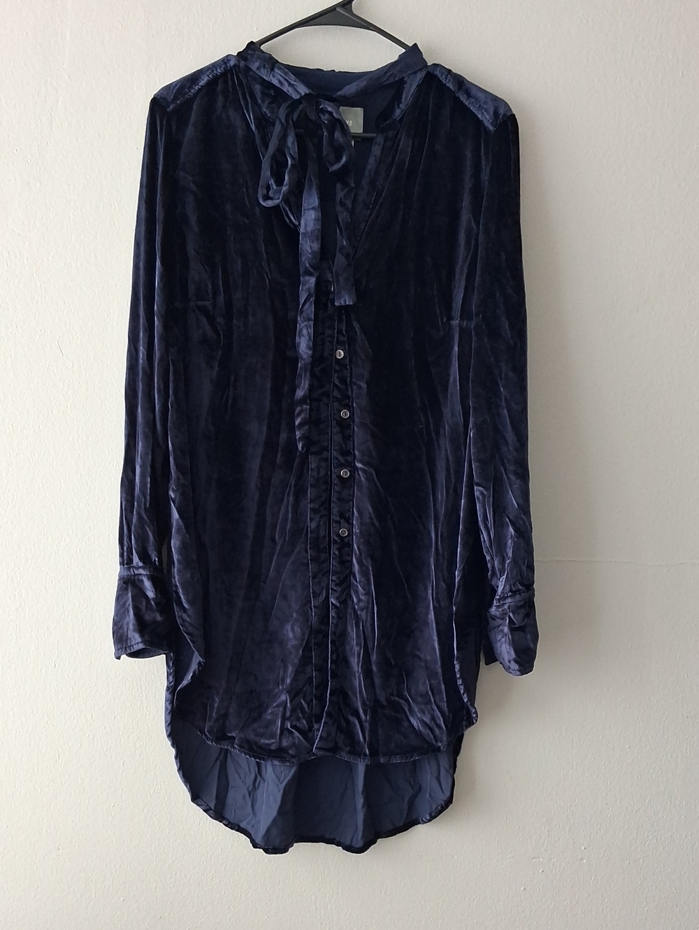 Maeve Velvet Button-Front Tie-Neck Tunic Dress in Navy